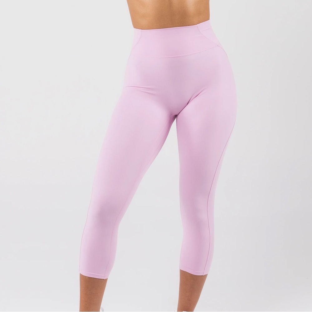 Alphalete ‘Aura Ultra High Rise Capri’, M